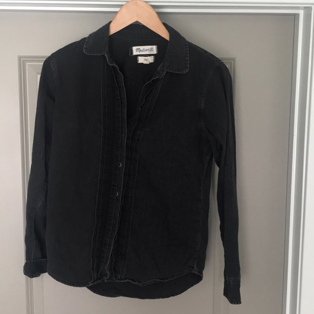 Madewell Broken in Button Up in Black Size Small